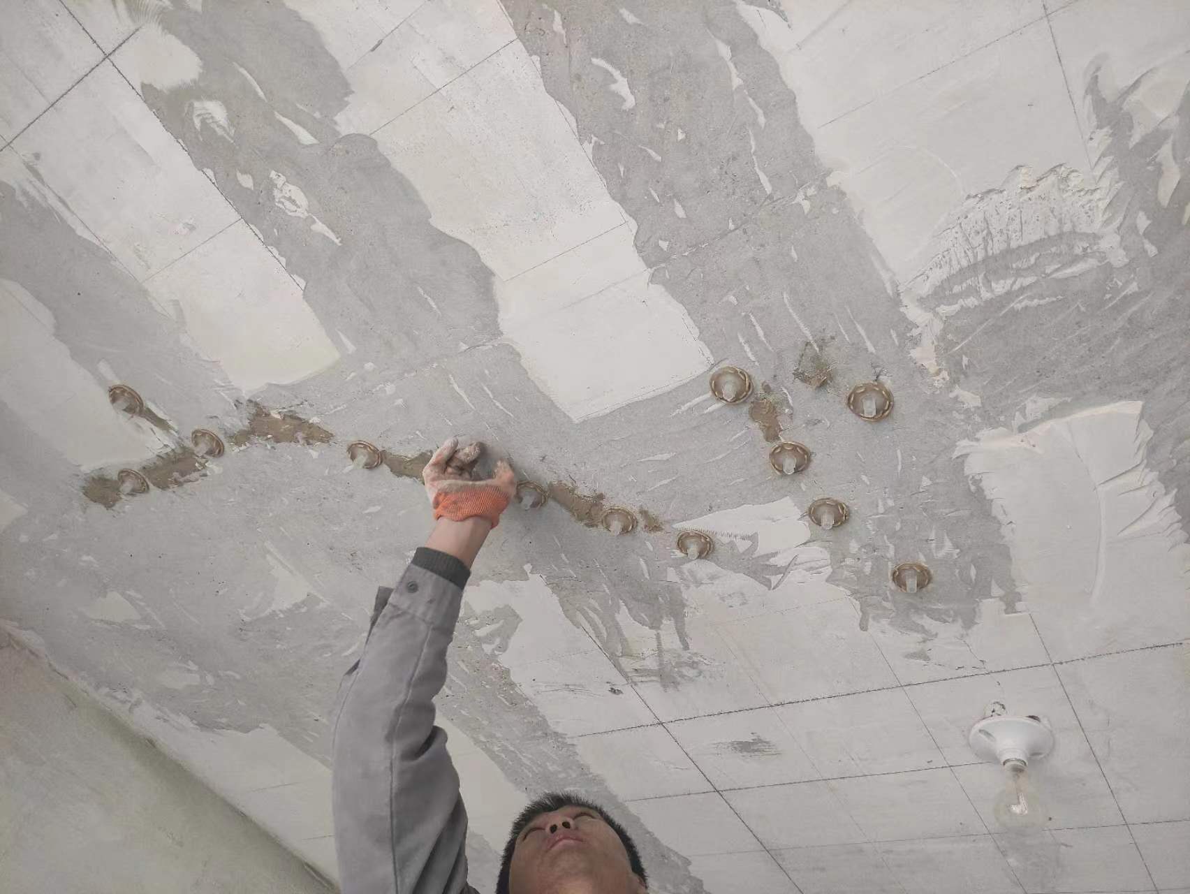 东平混凝土楼板裂缝为什么会开裂?怎么修补?